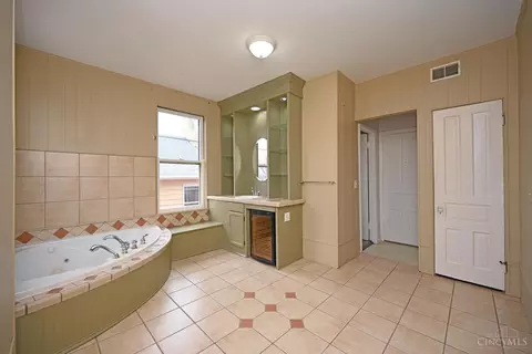 18 Baker, Cincinnati, OH 45217 photo 25
