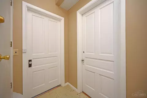 18 Baker, Cincinnati, OH 45217 photo 17