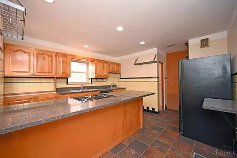 18 Baker, Cincinnati, OH 45217 photo 12