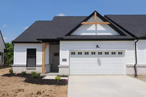 5677 White Pine Ln #9587, Fairfield Twp, OH 45013