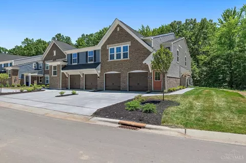 5880 Parkview Ln #304, Milford, OH 45150