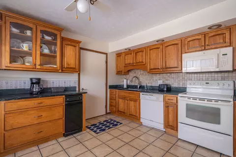 2151 Elderwood, Springfield, OH 45504 photo 10