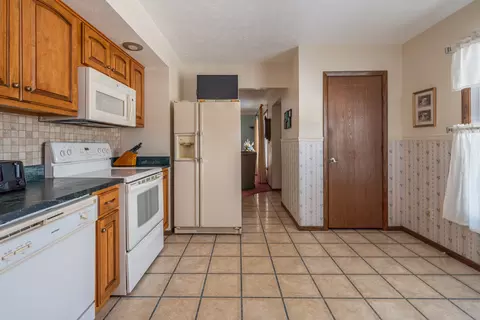 2151 Elderwood, Springfield, OH 45504 photo 12