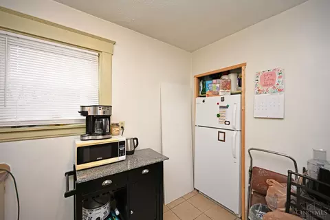 Kitchen - 6629 Iris, Cincinnati, OH 45213 photo 6 of 6