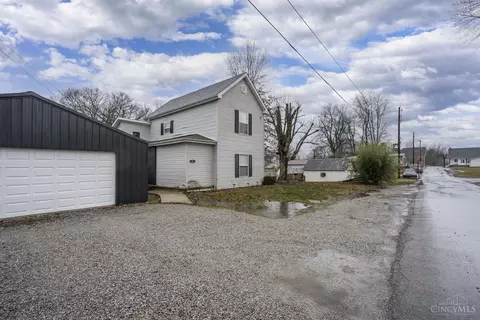 15 Diehl St, Hillsboro, OH 45133