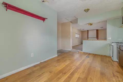 2237 Roosevelt, Cincinnati, OH 45231 photo 7