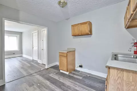 3131 Gilbert, Cincinnati, OH 45207 photo 6