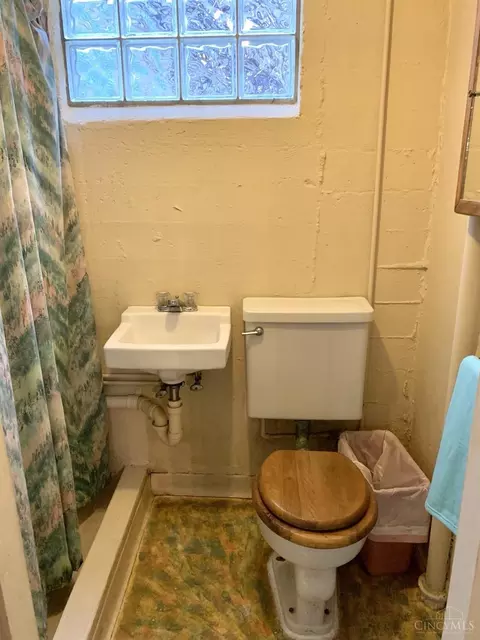 2820 Westbrook, Cincinnati, OH 45211 photo 33