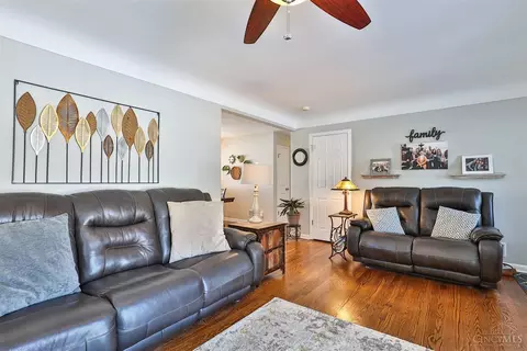 1161 Hearthstone, Cincinnati, OH 45231 photo 5