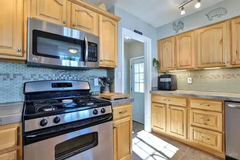 1161 Hearthstone, Cincinnati, OH 45231 photo 29