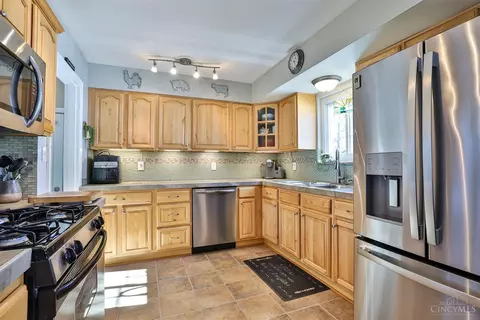 1161 Hearthstone, Cincinnati, OH 45231 photo 9