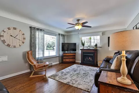 1161 Hearthstone, Cincinnati, OH 45231 photo 4