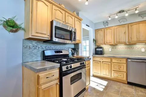 1161 Hearthstone, Cincinnati, OH 45231 photo 11