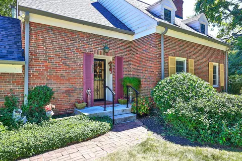 6600 Plainfield, Silverton, OH 45236 photo 3