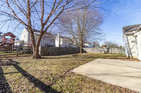 Exterior - 1069 Weeping Willow, Hamilton Township, OH 45039 photo 2 of 5