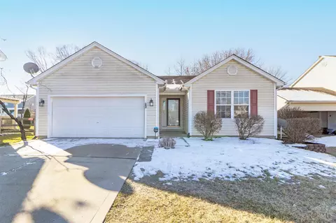 1069 Weeping Willow Ln, Hamilton Township, OH 45039
