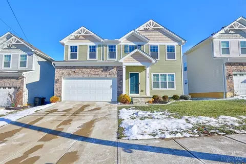 5764 Rhode Is, Cincinnati, OH 45237