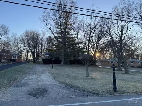 8651 Weller Rd, Montgomery, OH 45249 photo 4