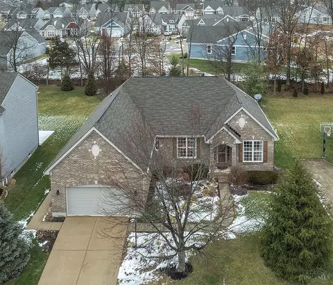 1556 Talon Ct, Hamilton Township, OH 45039