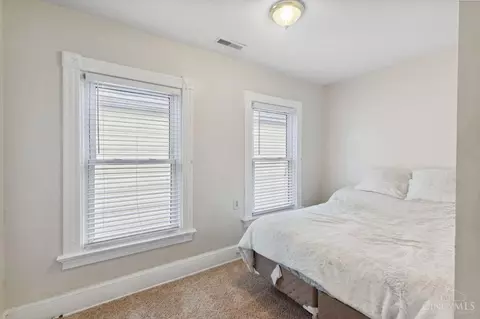 Bedroom - 518 Sixty Third, Cincinnati, OH 45216 photo 4 of 5