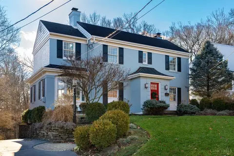 111 Forest Ave, Wyoming, OH 45215 photo 2