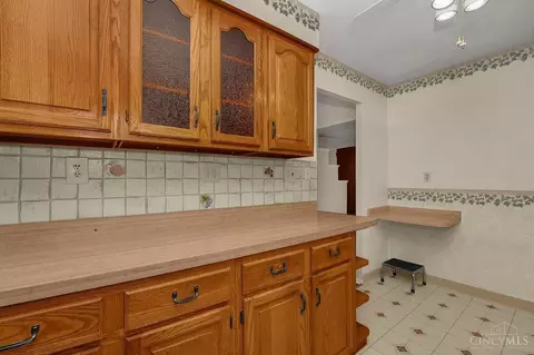 2402 Garrison, Cincinnati, OH 45231 photo 10