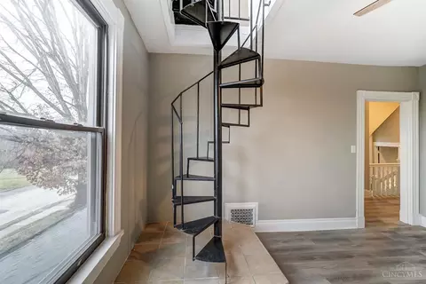 1840 Brewster, Cincinnati, OH 45207 photo 34