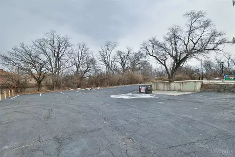 5548 Colerain, Cincinnati, OH 45239 photo 4