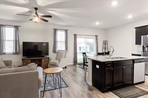 7726 Squirrel Run, Hamilton Township, OH 45039 photo 11