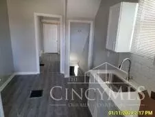 1876 Huron, Cincinnati, OH 45207 photo 6