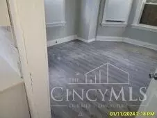 1876 Huron, Cincinnati, OH 45207 photo 7