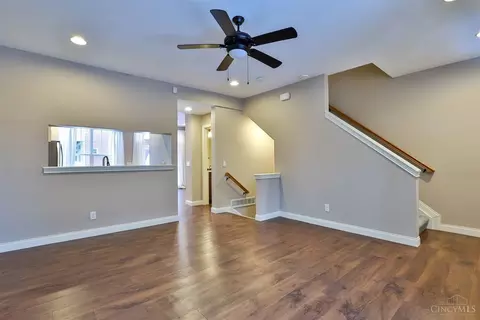 201 Rochelle, Cincinnati, OH 45219 photo 6