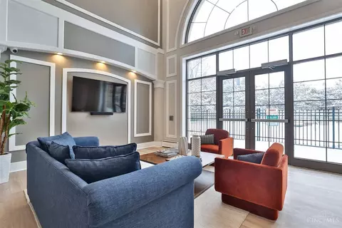 201 Rochelle, Cincinnati, OH 45219 photo 48