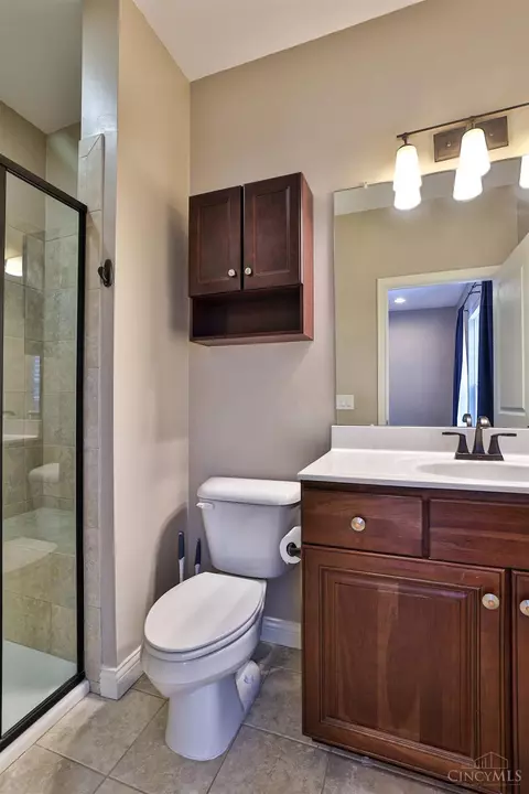 201 Rochelle, Cincinnati, OH 45219 photo 22