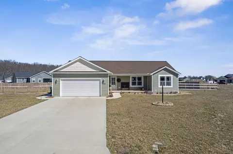 102 Nicole, Mount Orab, OH 45154