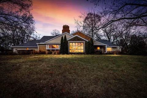 7430 Aracoma, Amberley, OH 45237