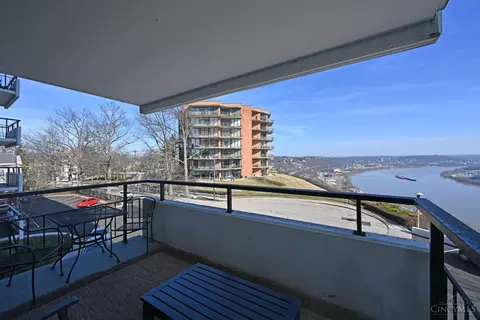 Exterior - 2401 Ingleside #3A, Cincinnati, OH 45206 photo 5 of 6