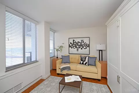 Living - 2401 Ingleside #3A, Cincinnati, OH 45206 photo 7 of 7