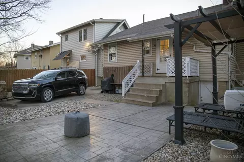 Exterior - 4112 Maple, Cincinnati, OH 45209 photo 6 of 13