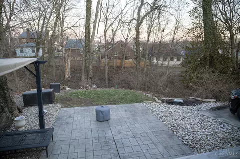 Exterior - 4112 Maple, Cincinnati, OH 45209 photo 5 of 13