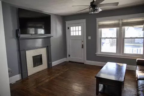 Living - 4112 Maple, Cincinnati, OH 45209 photo 1 of 2