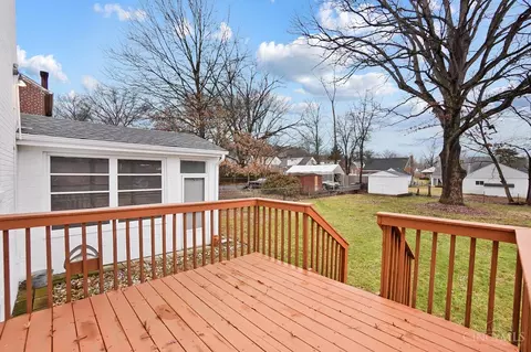 286 Caldwell, Cincinnati, OH 45216 photo 23