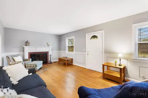 286 Caldwell, Cincinnati, OH 45216 photo 2