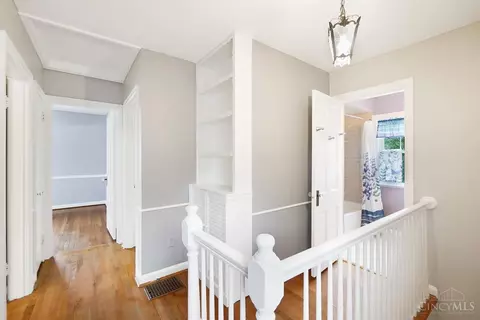 286 Caldwell, Cincinnati, OH 45216 photo 12