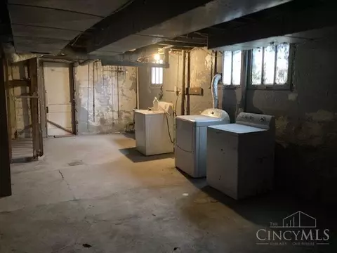 1717 Iliff, Cincinnati, OH 45205 photo 5