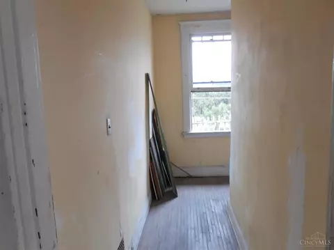 1717 Iliff, Cincinnati, OH 45205 photo 37