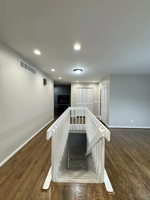 8864 Whitegate, Salem Twp, OH 45202 photo 58