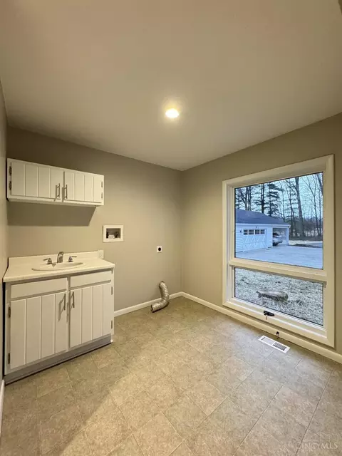 8864 Whitegate, Salem Twp, OH 45202 photo 45