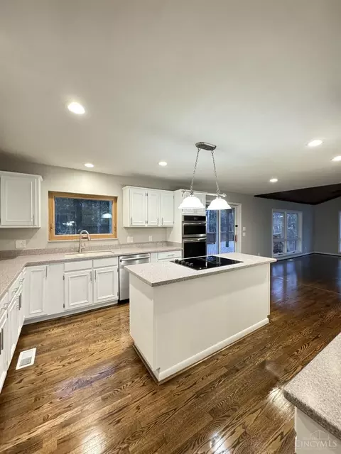 8864 Whitegate, Salem Twp, OH 45202 photo 34