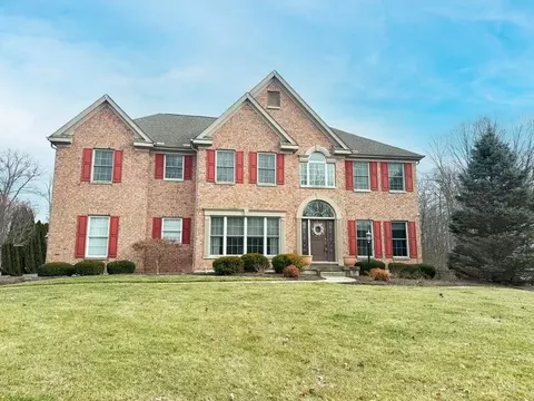 9865 Farmstead, Symmes Twp, OH 45140